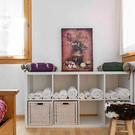 Chesa Erica 65m2 With Private Garden Apartman